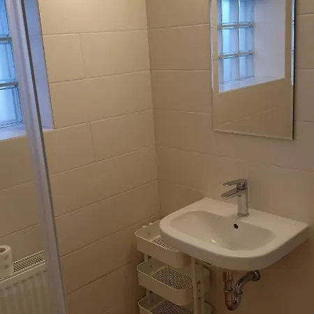 ゲストハウス Rozmberska 62,